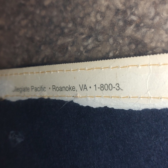 Vtg The University of Akron 9"x24"Collegiate Pennant Sports Game Room Man Cave - Picture 7 of 7